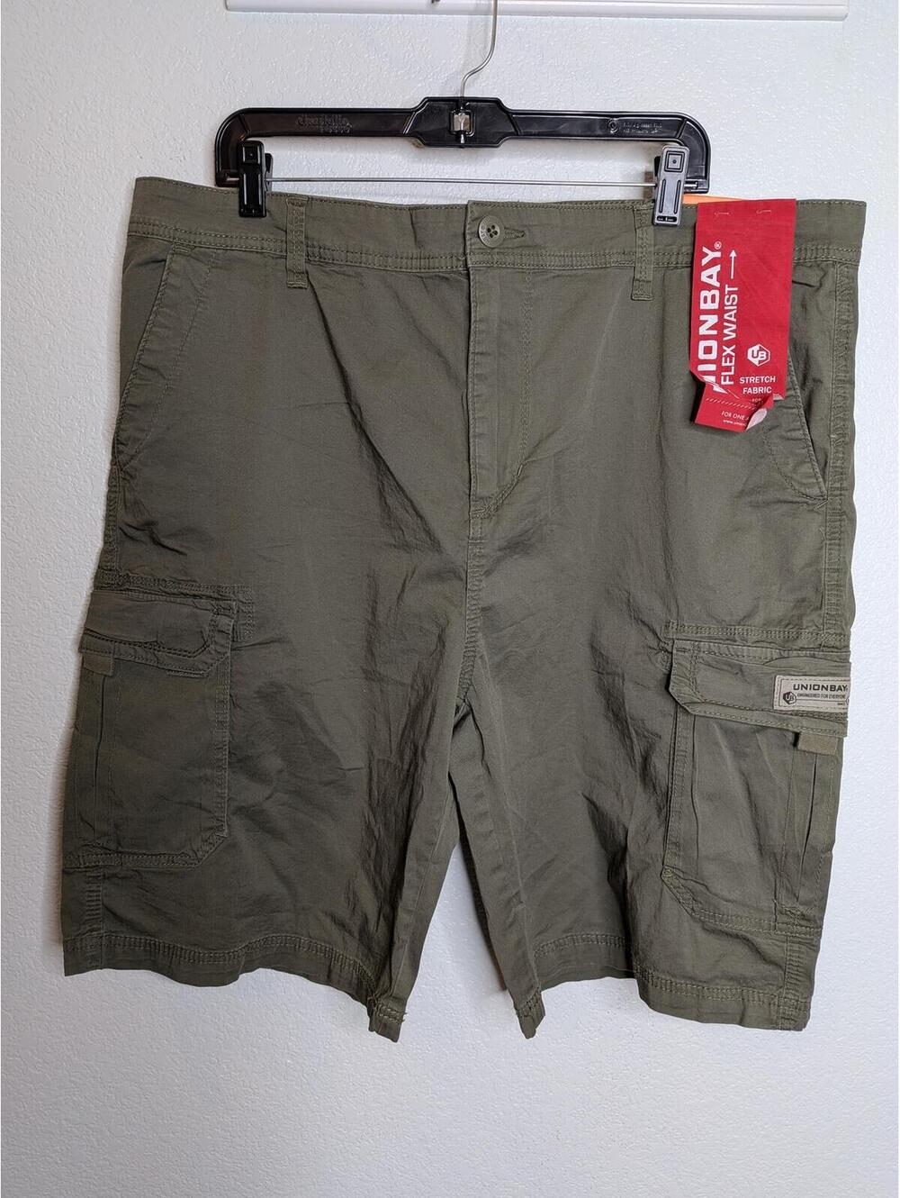 NWT Unionbay Flex Waist Cargo Shorts Olive Green Size 42